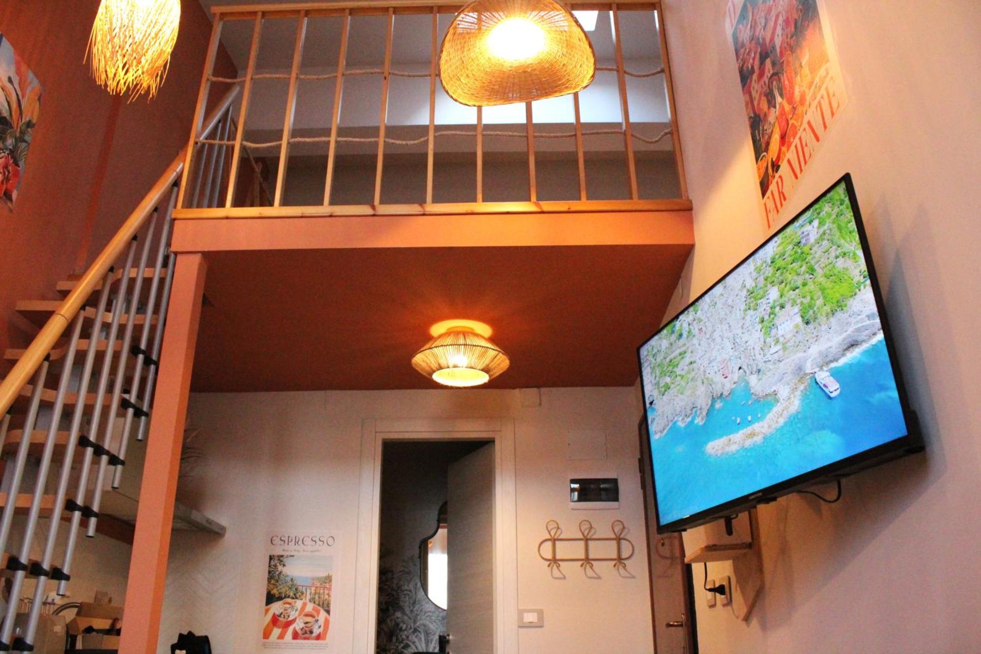 Mediterraneo Loft - Fabrique - Santa Giulia Hockey Arena - 20 Minutes From Duomo Milaan